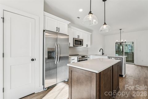 6038 Old Pineville Road 31 Charlotte NC 28217