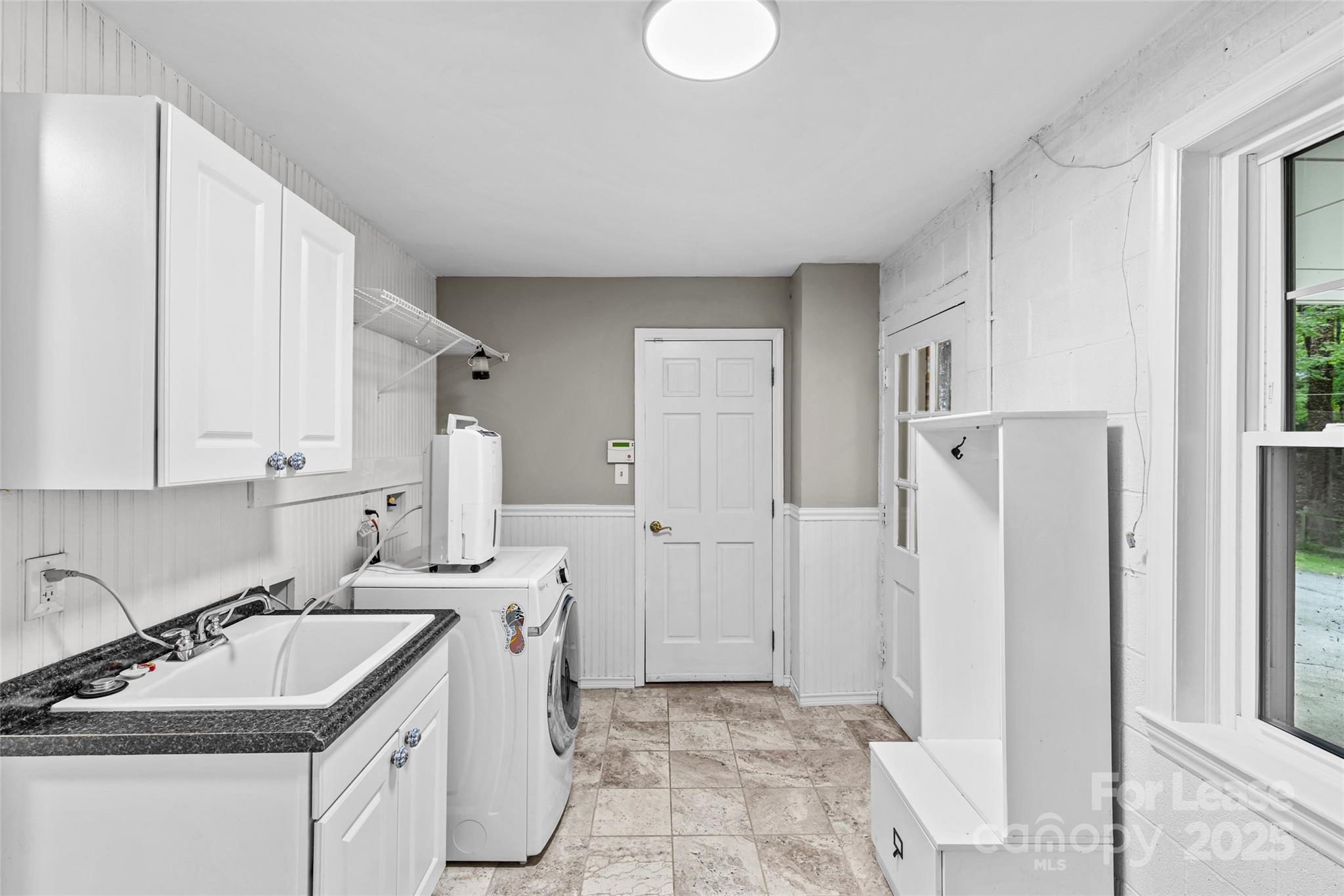 Mountainbrook - Residential Lease