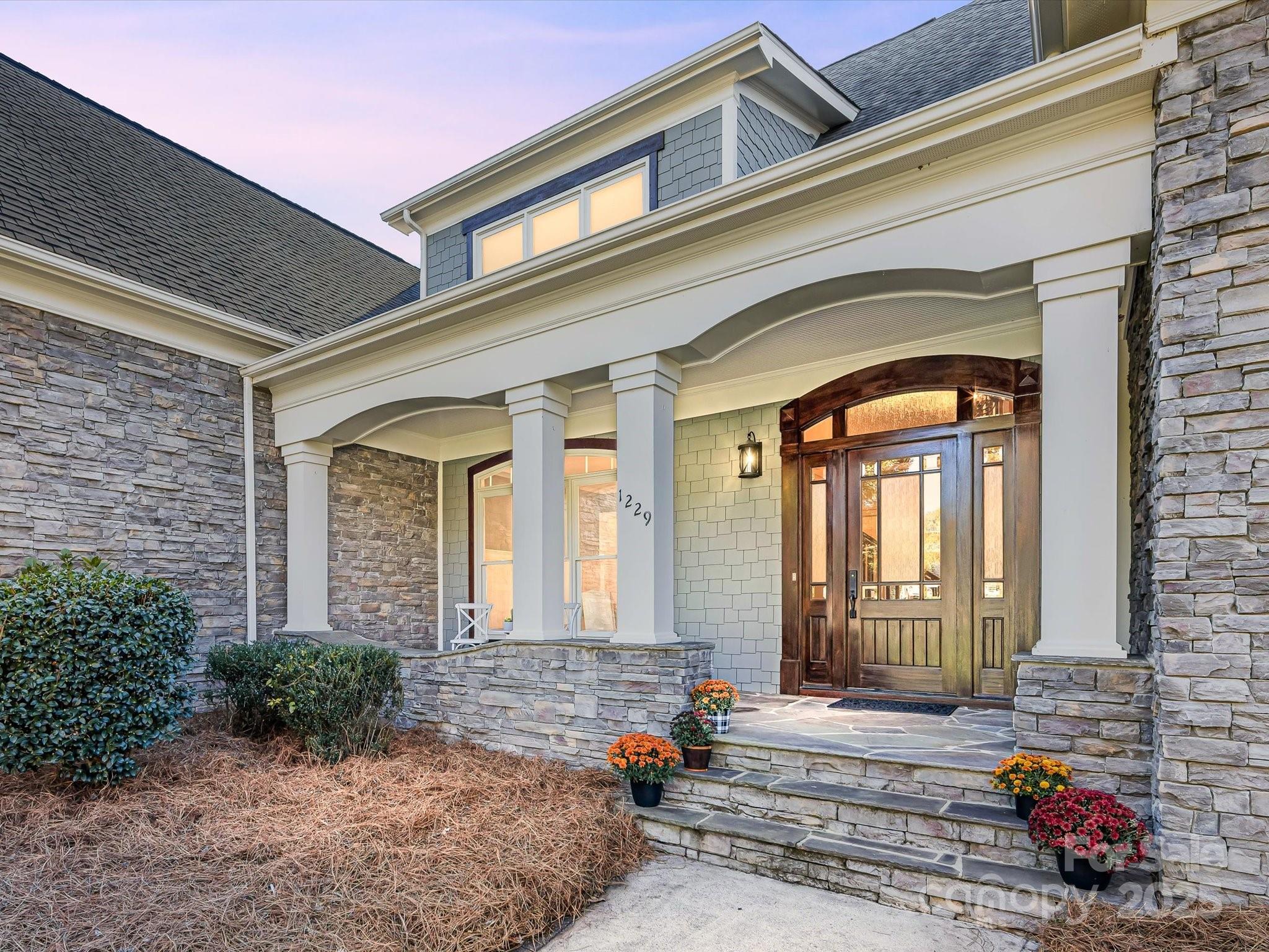 1229 Hadley Park Lane
