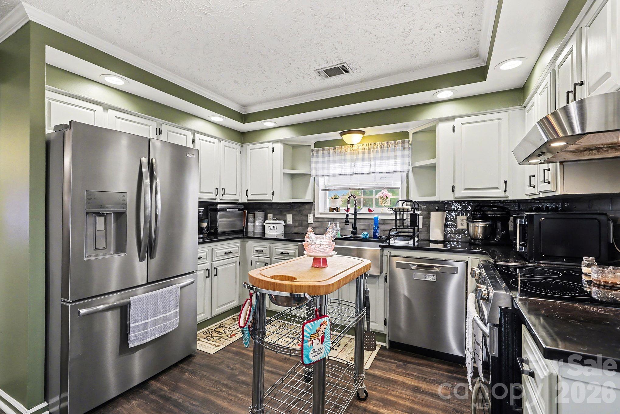 2166 Statesville Highway