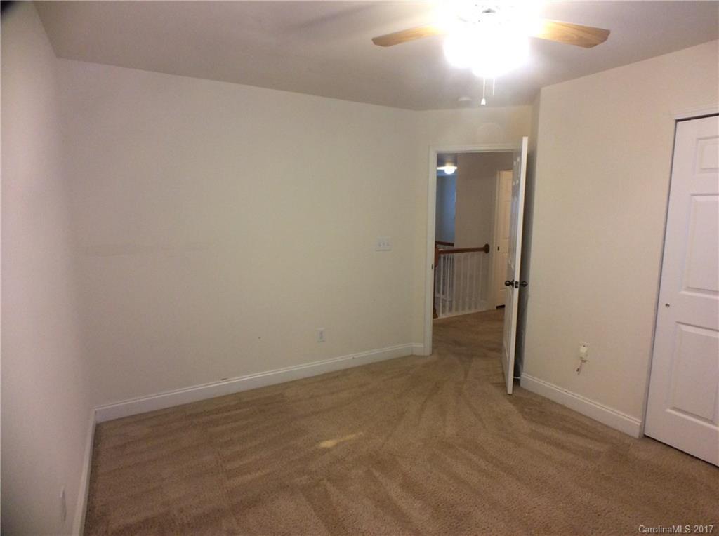 Hamilton Lakes - Residential Lease