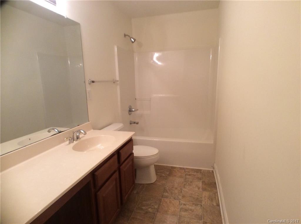 Hamilton Lakes - Residential Lease