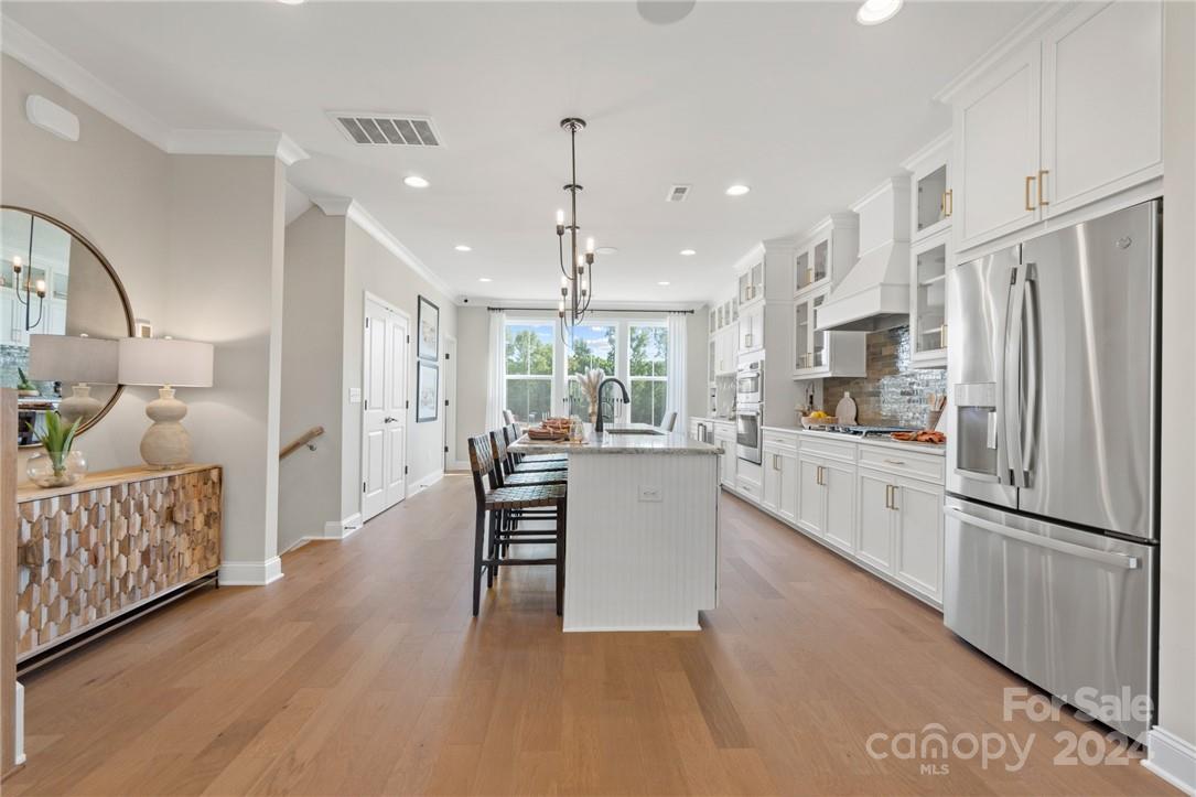 Mineral Springs - Residential