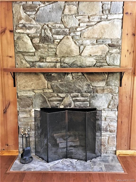 Royal Pines - Residential