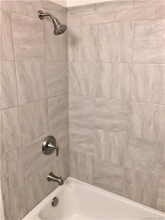 Royal Pines - Residential