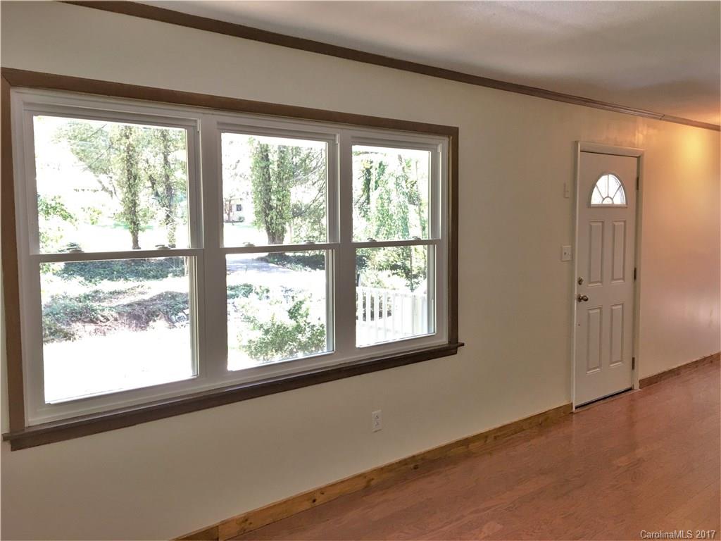 Royal Pines - Residential