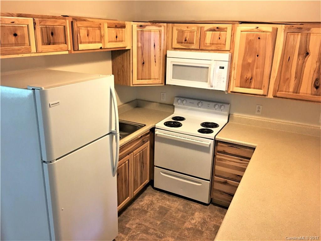 Royal Pines - Residential