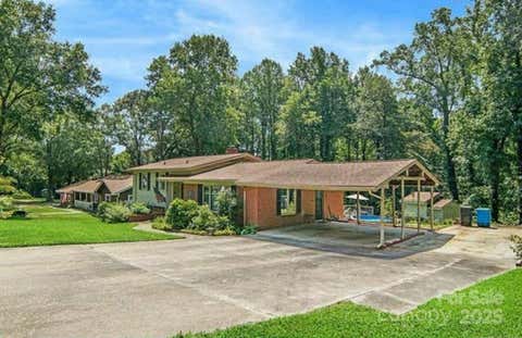 Photo for 408 E Blume Street