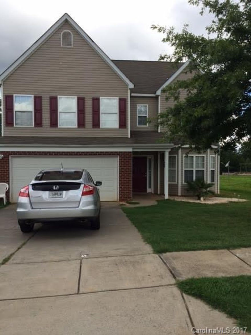 Spacious home in Carnegie Estates waiting for new owners! Spacious master suite - garden tub w/ separate shower - Large family room open to kitchen. 3 other bedrooms with vaulted ceilings. Formal living and dining. New Paint and carpet to be installed per seller.