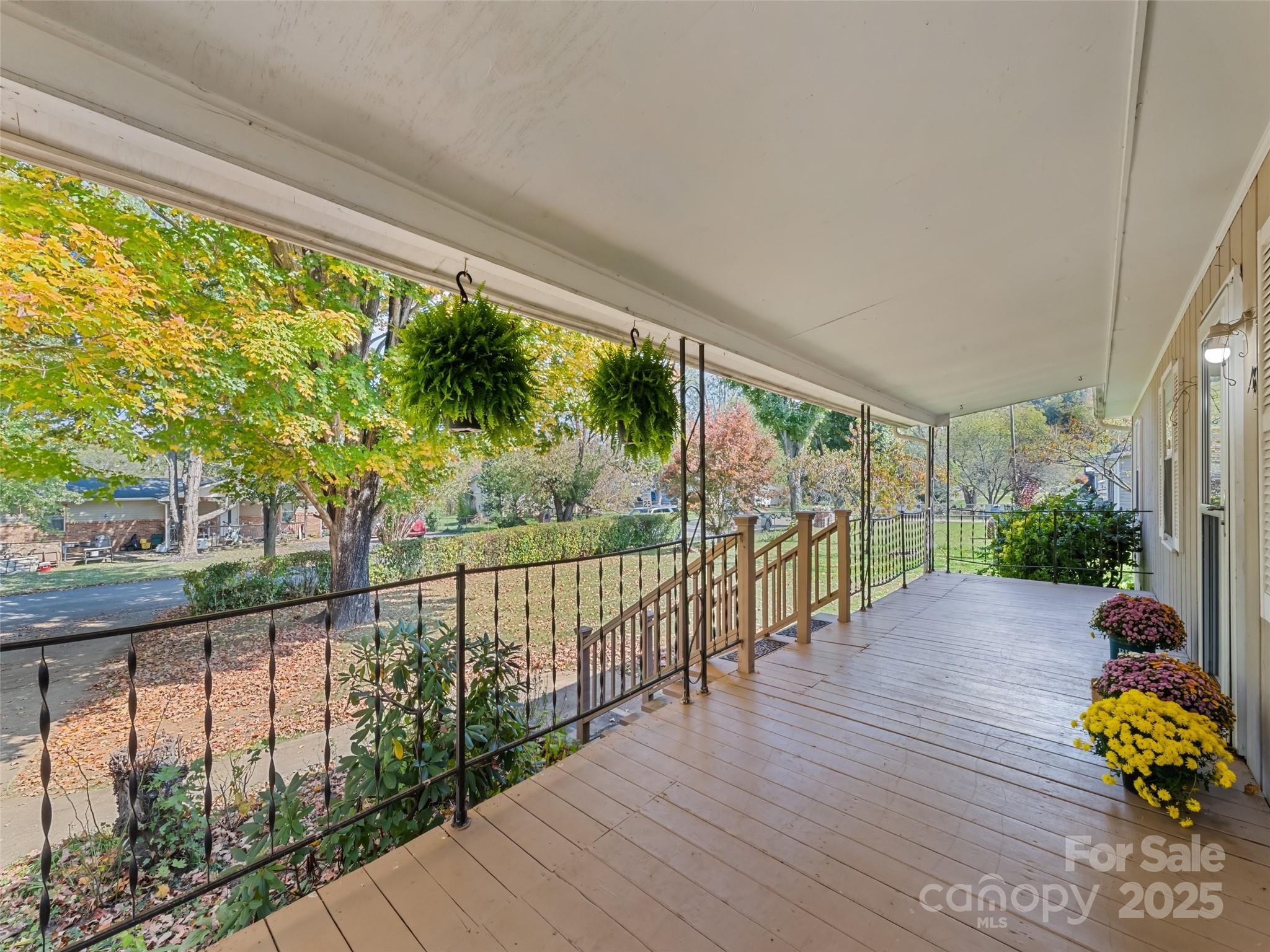 189 Brookside Drive