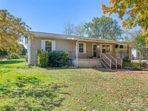 189 Brookside Drive Canton NC 28716