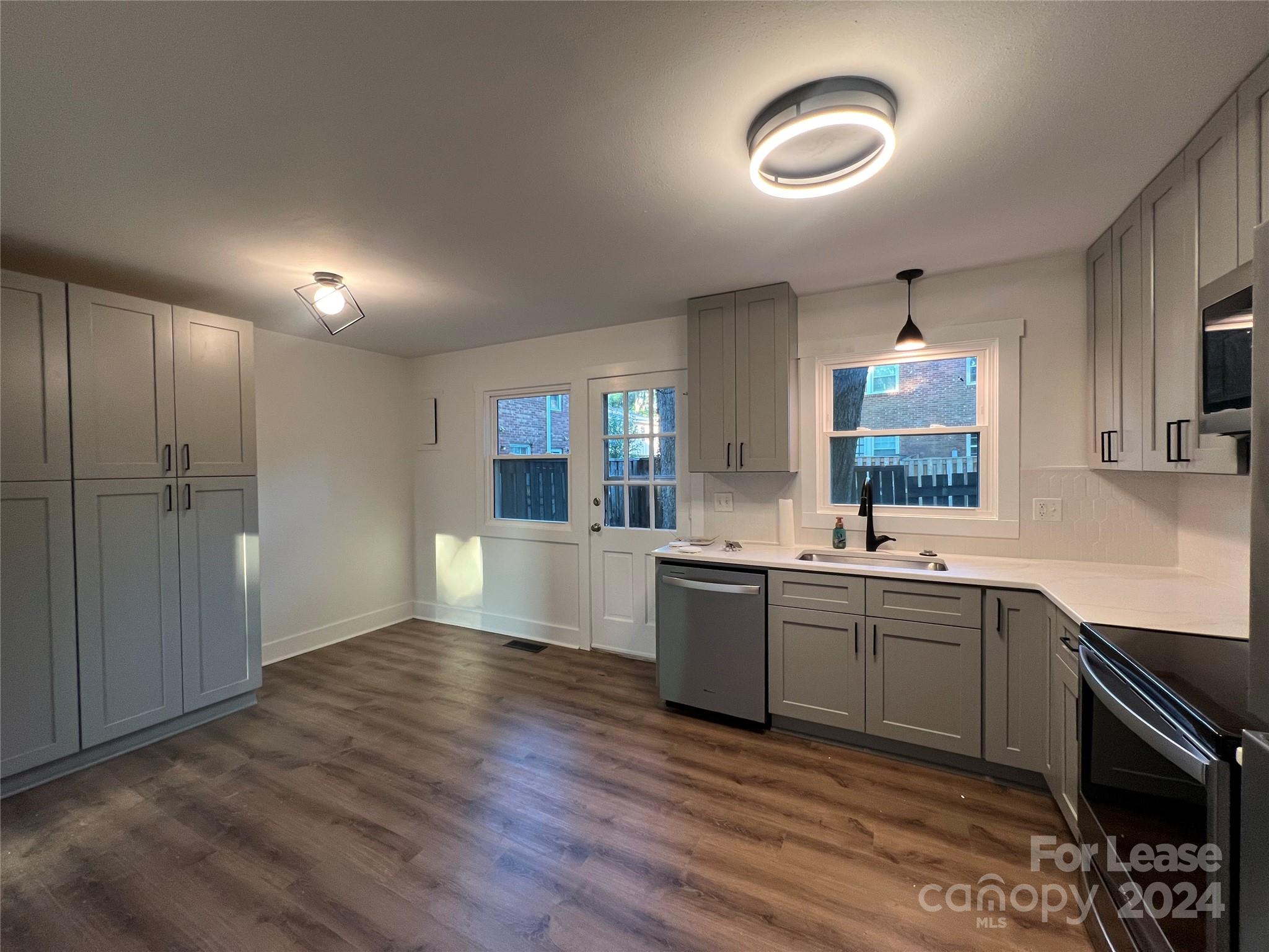 Georgetown Manor - Residential Lease