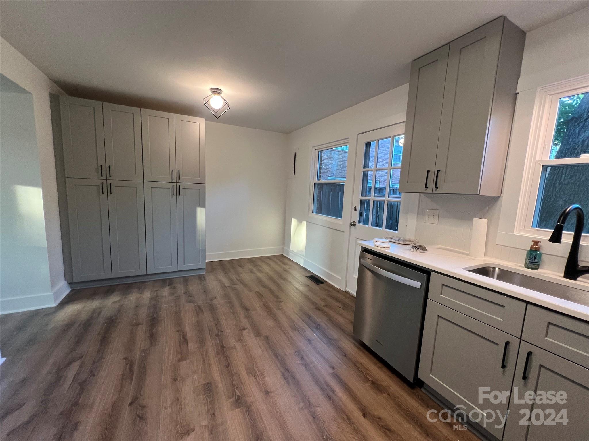 Georgetown Manor - Residential Lease