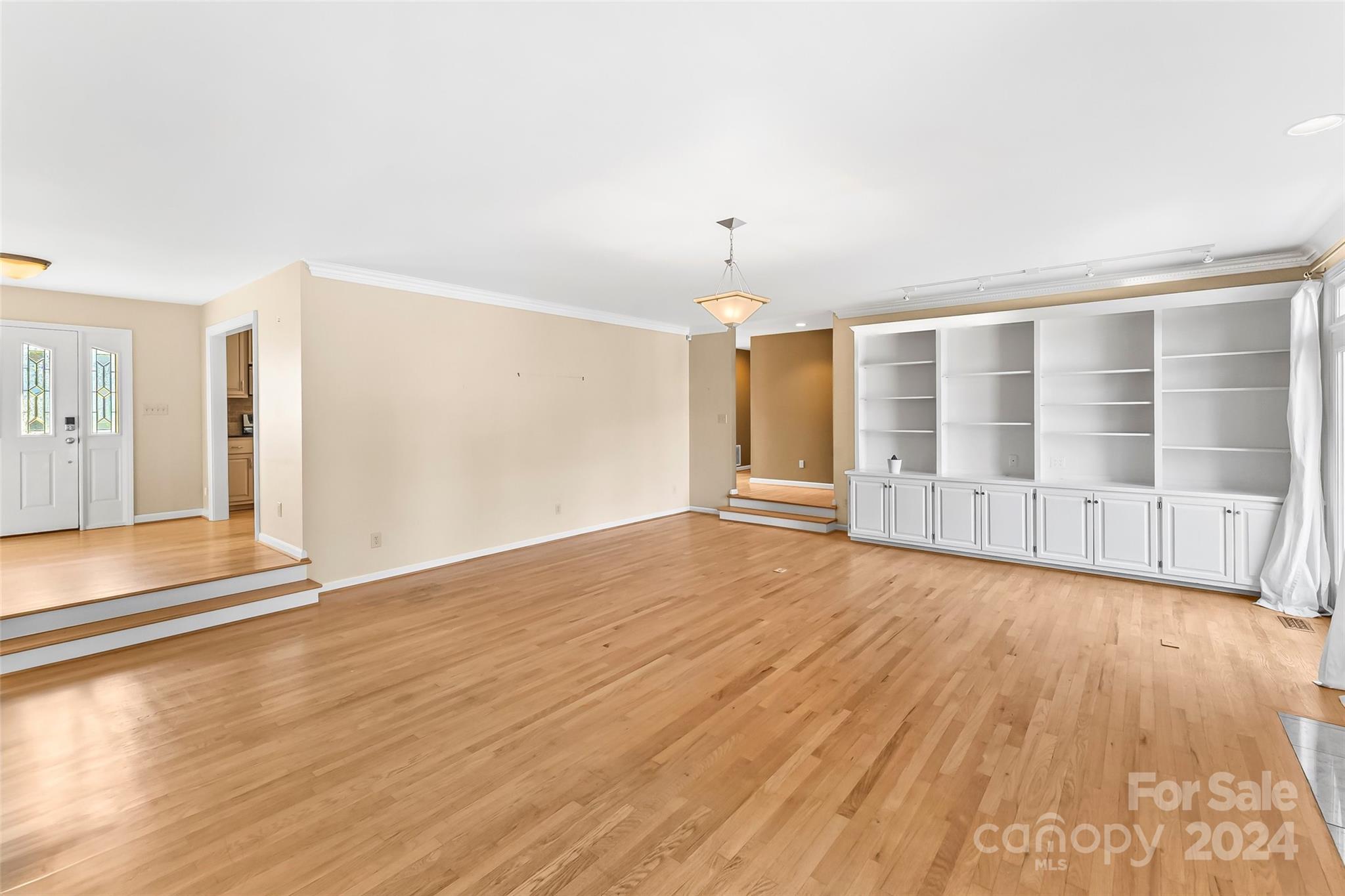 East Winds - Residential