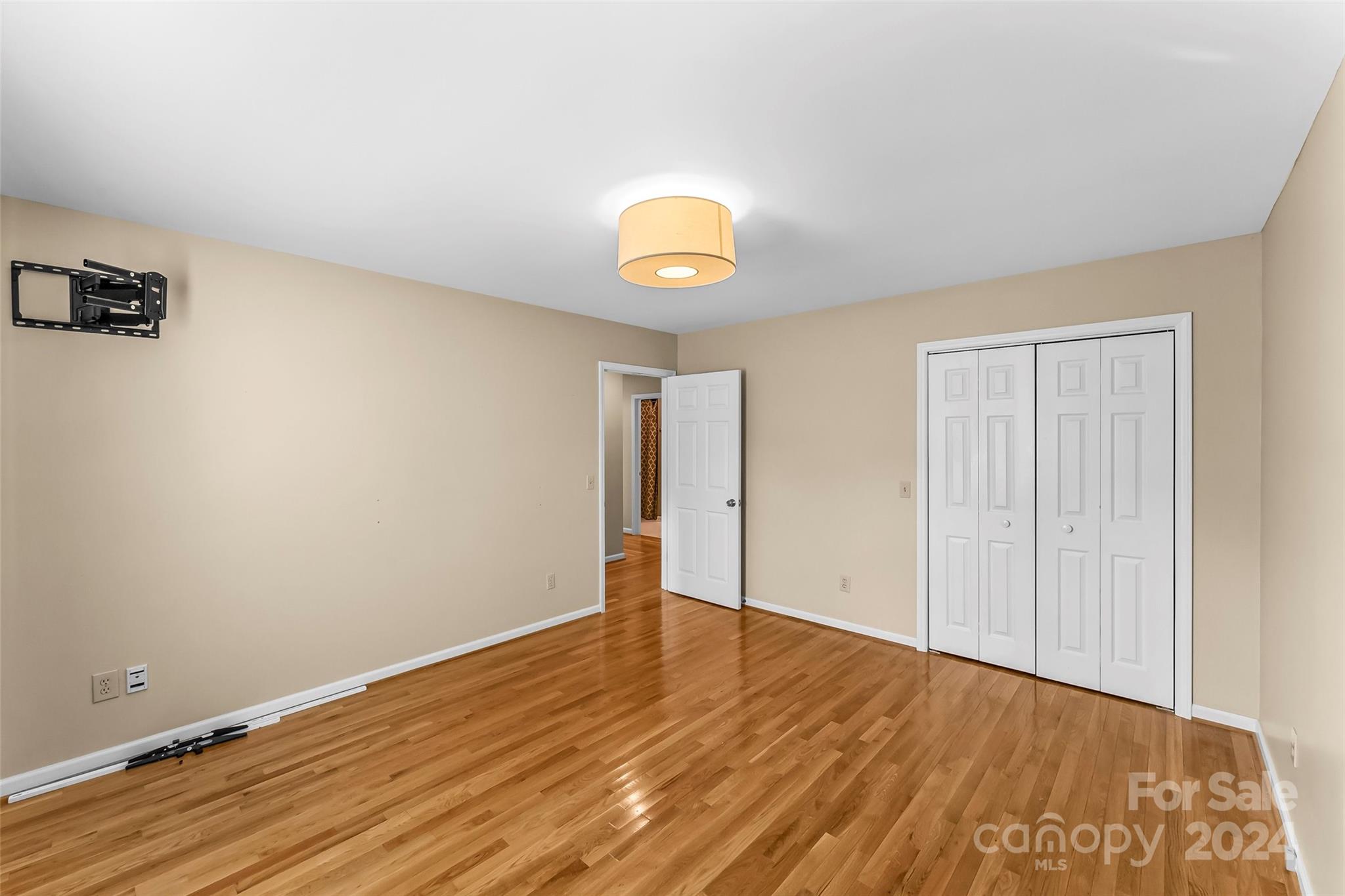 East Winds - Residential