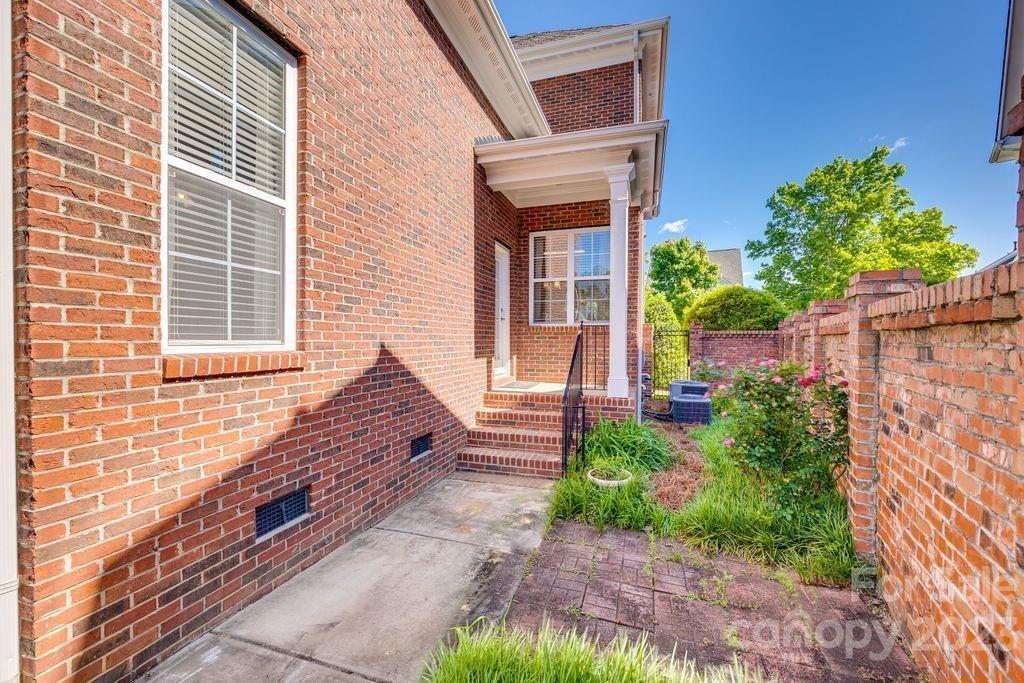 Hawthorne - Residential