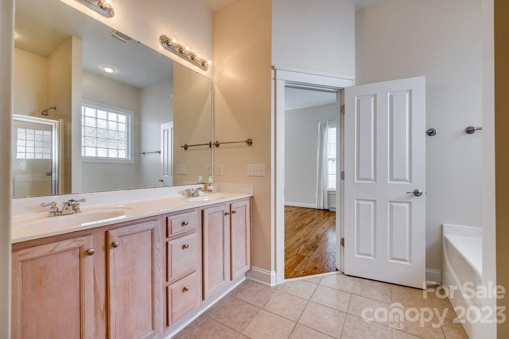 Hawthorne - Residential