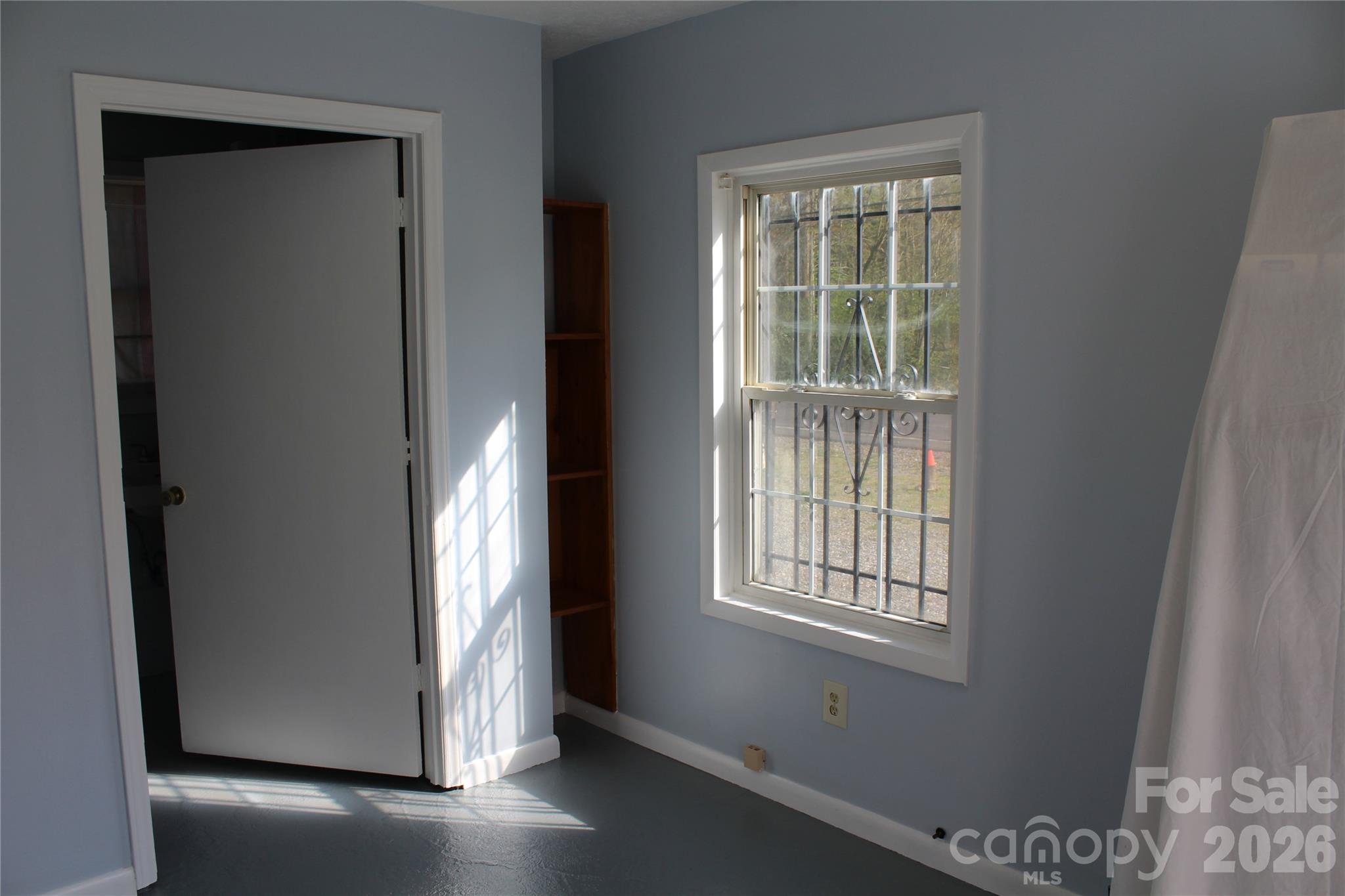 5161 NC Hwy 18 None S