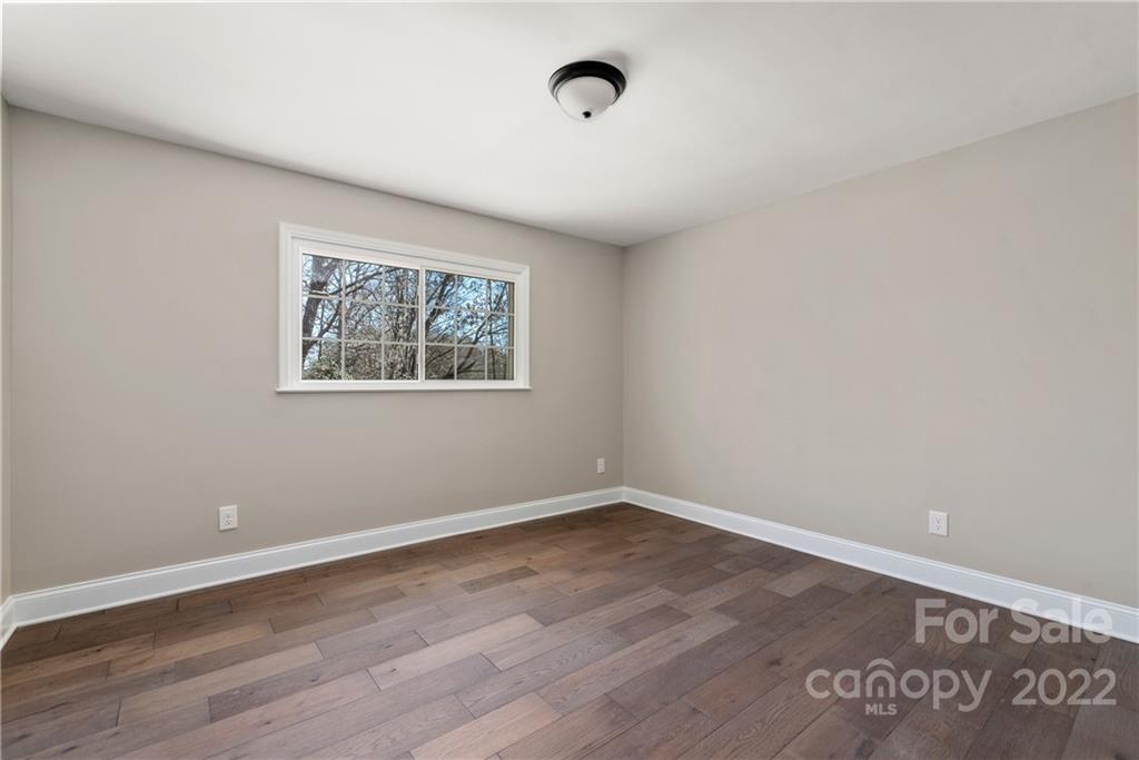 Knollwood - Residential