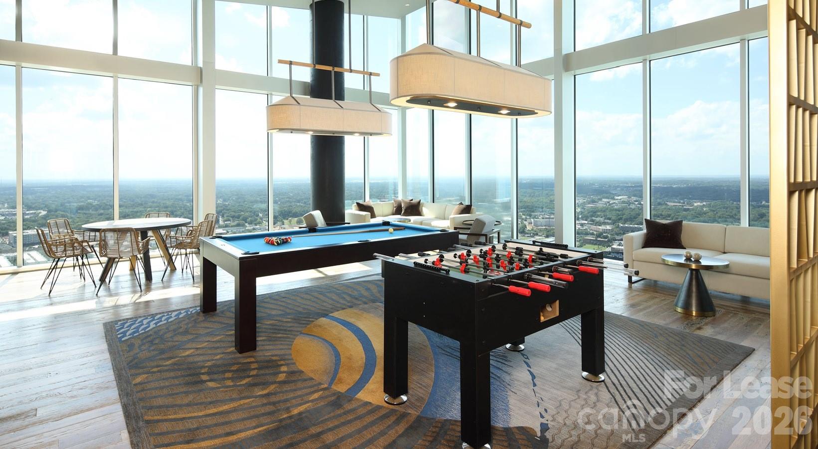 525 S Church Street 1A PREMIUM