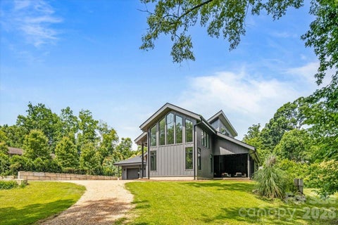 Photo of 3304 Mar Vista Circle, Charlotte, NC 28209 (MLS # 4383686)