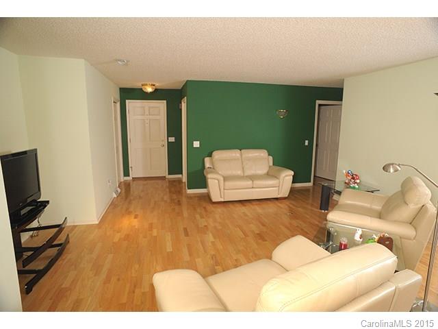 Colonial Downs - Residential