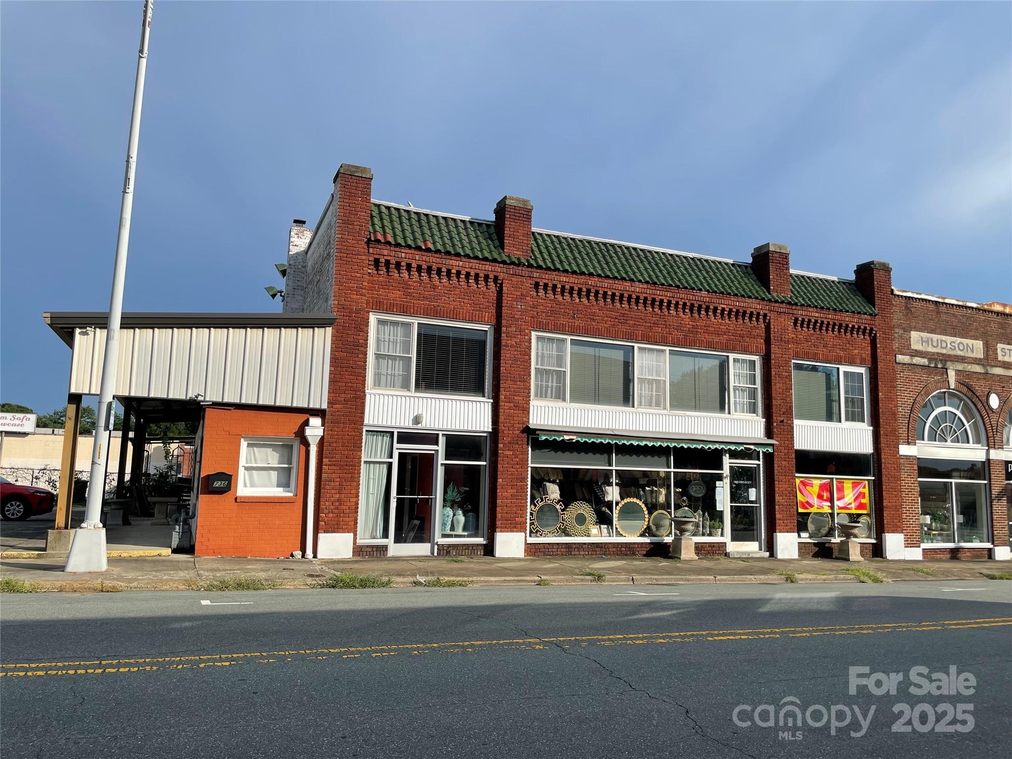 736 S Main Street