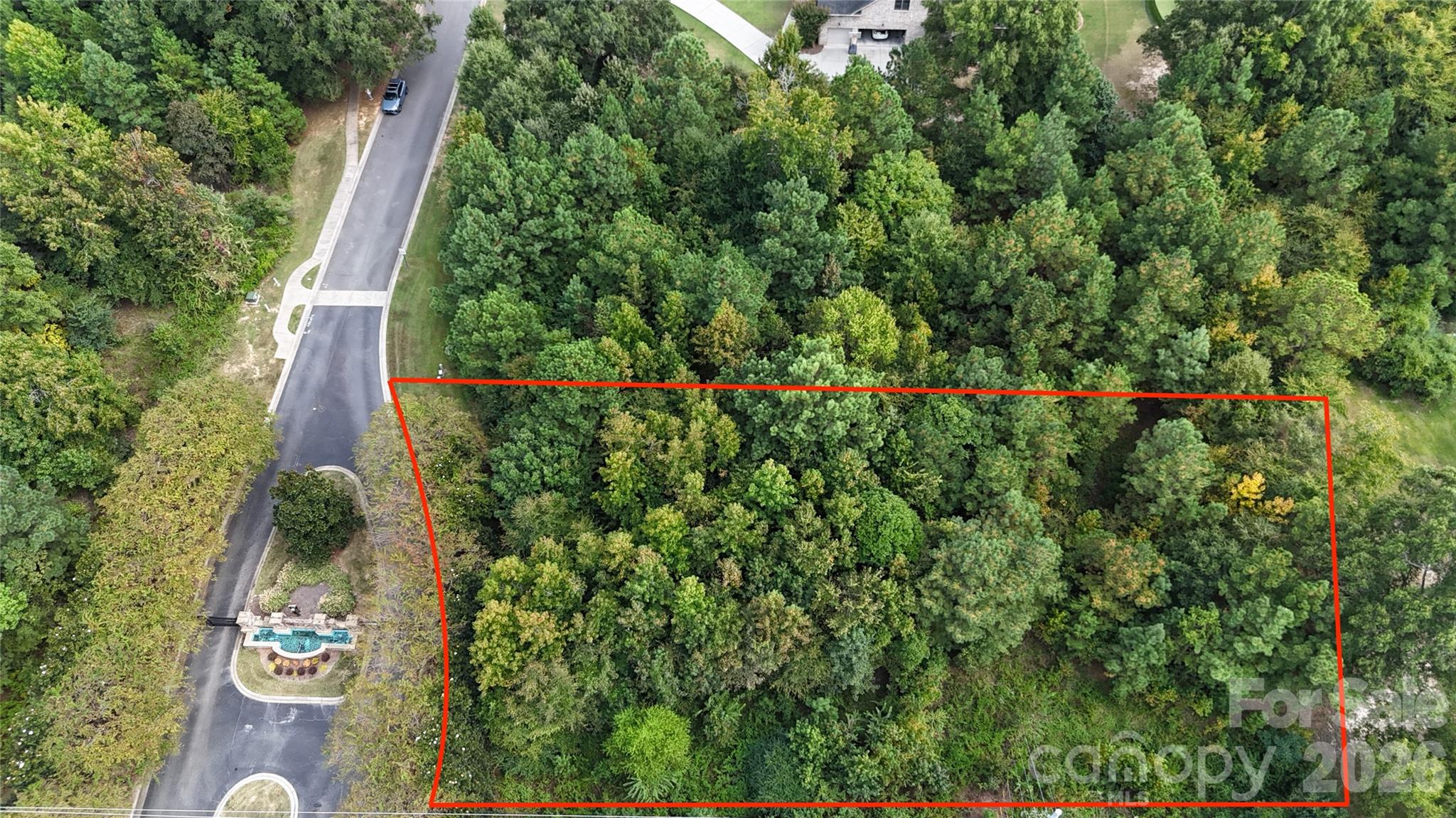 Victoria Lake - Land