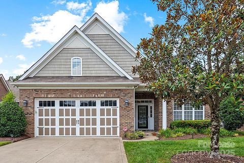 Photo of 11012 Round Rock Road, Charlotte, NC 28277 (MLS # 4314590) Photo of 11012 Round Rock Road, Charlotte, NC 28277 (MLS # 4314590)