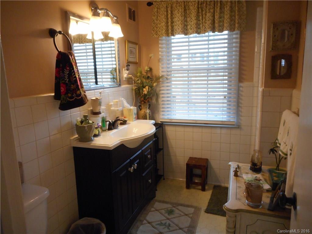 Forest Hills - Residential