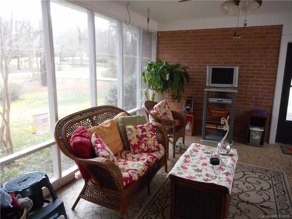 Forest Hills - Residential