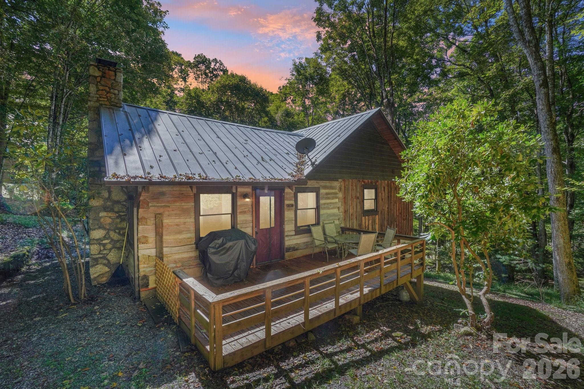 988 English Ridge Drive