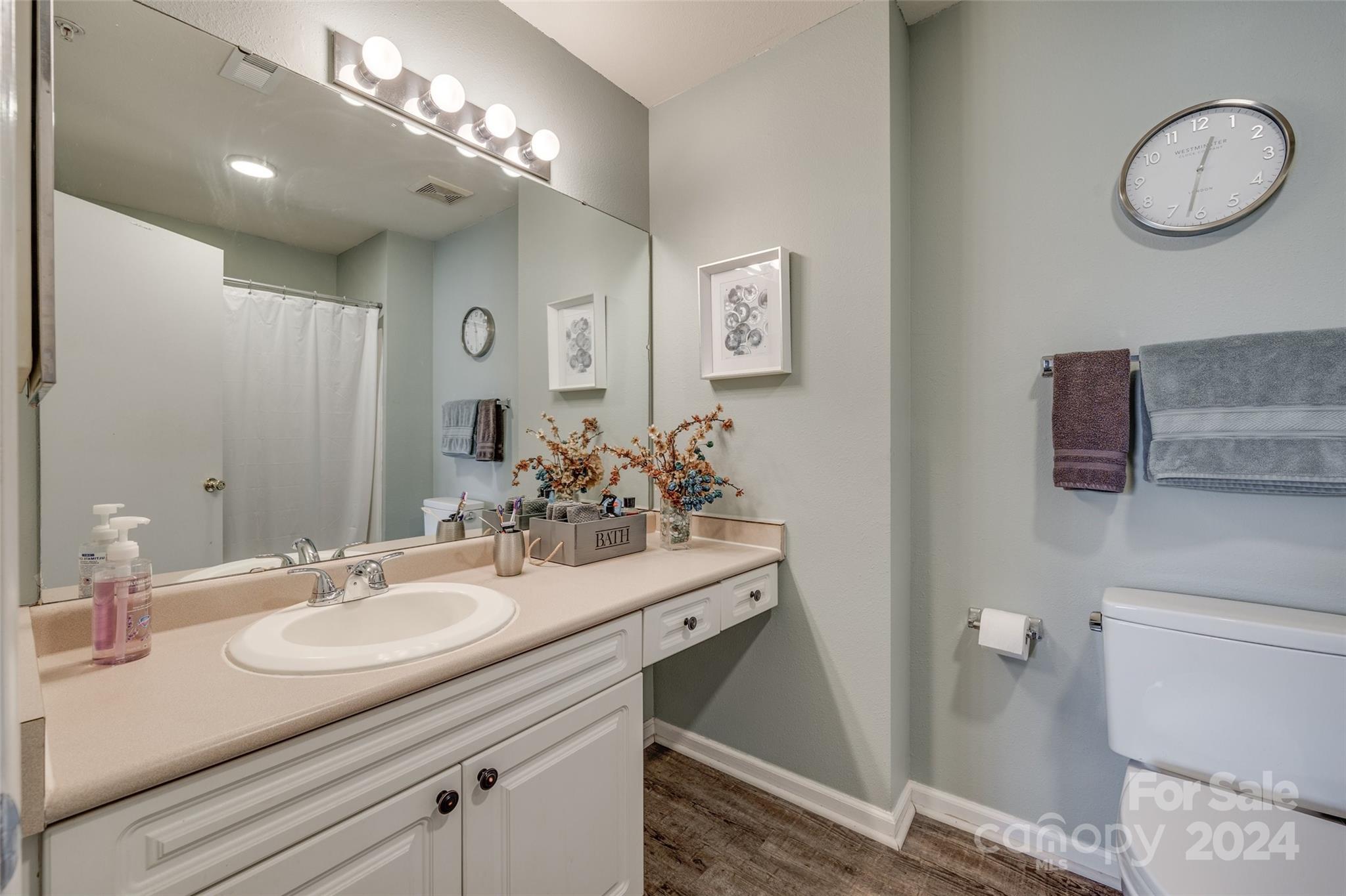 Hamiltons Bay - Residential