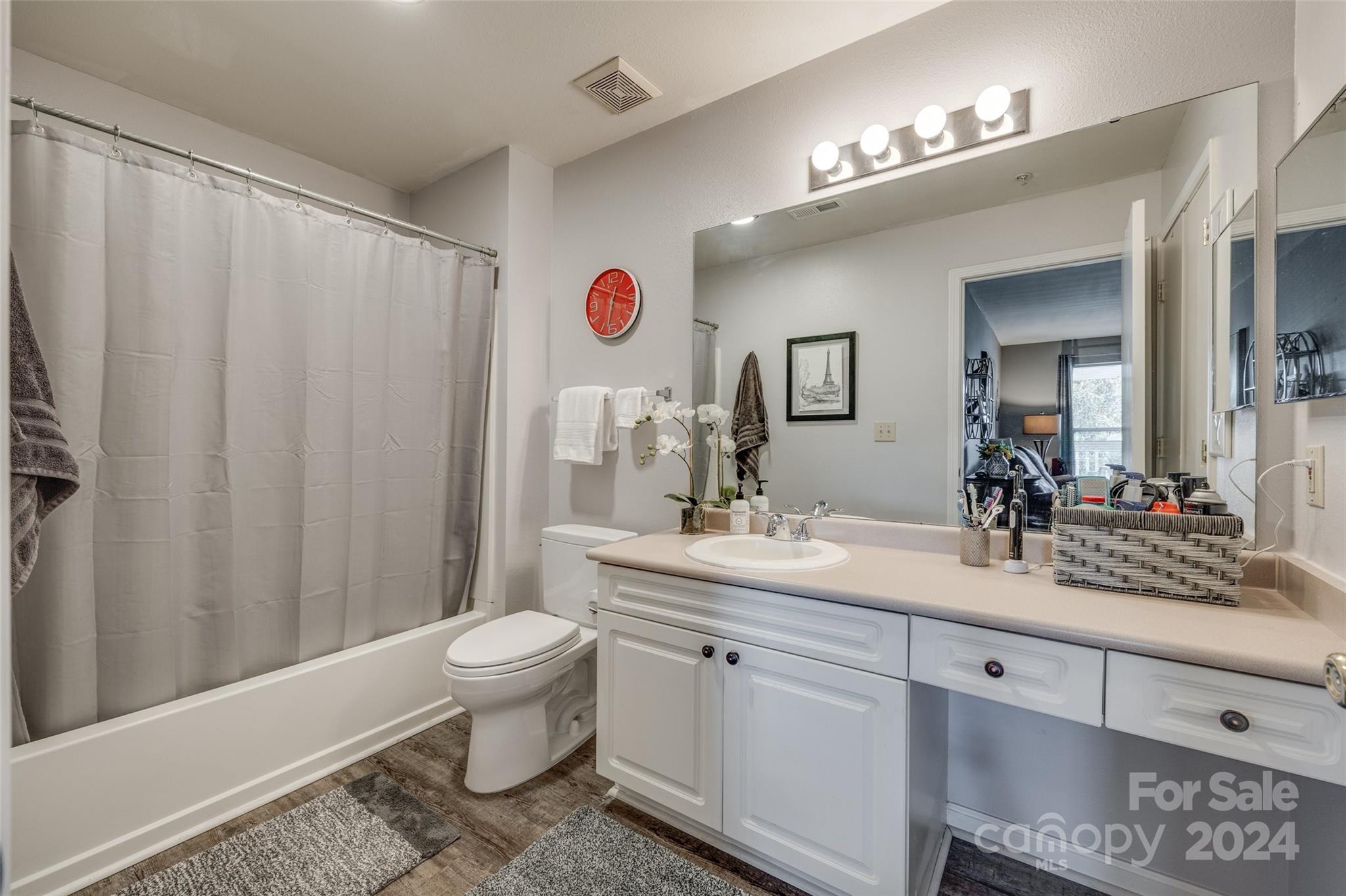 Hamiltons Bay - Residential