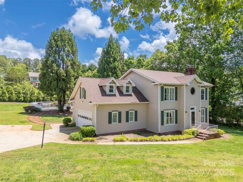 312 Briarwood Drive Rutherfordton NC 28139