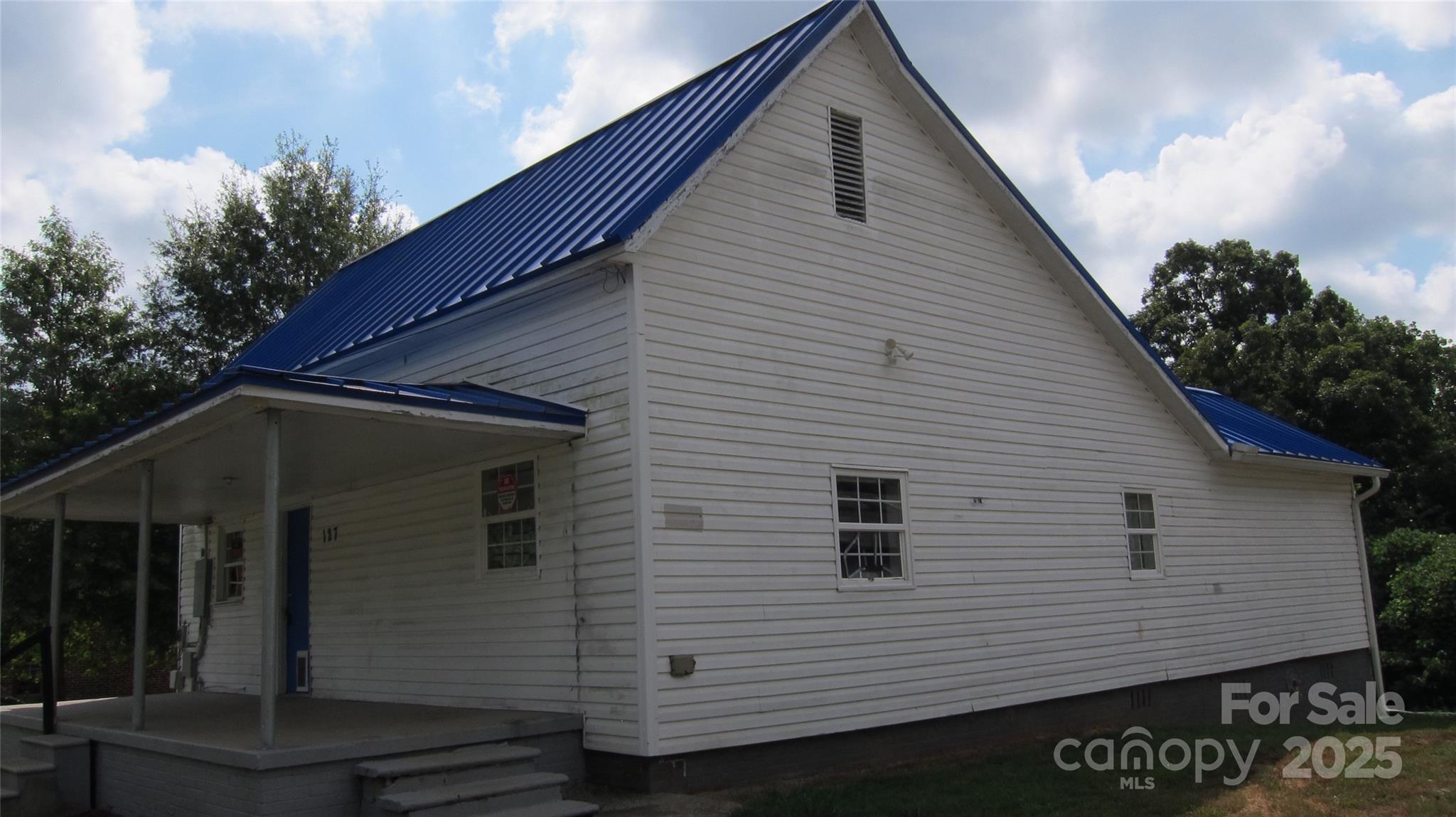 127 Hill Street