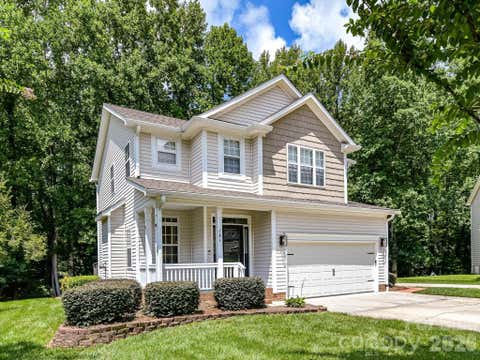 Photo of 141 Drawbridge Court, Mooresville, NC 28117 (MLS # 4407387)