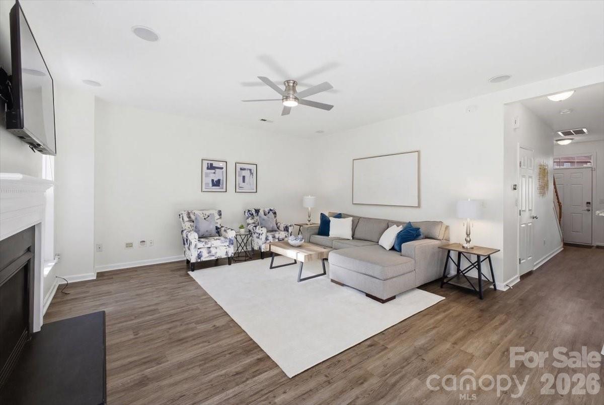 Park South Station - Residential