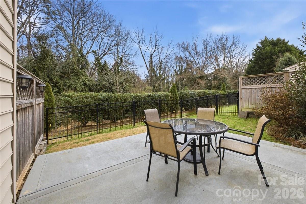 Park South Station - Residential