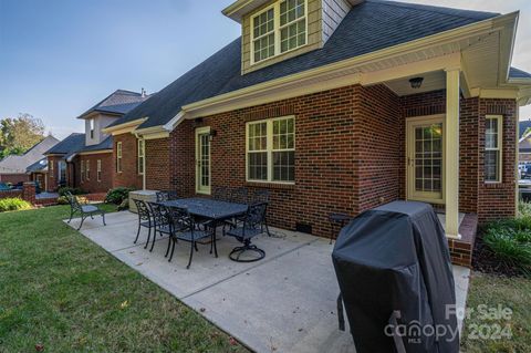 A home in Cramerton