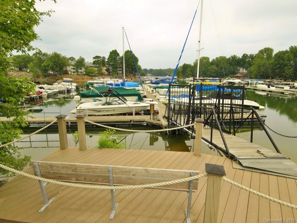 Blue Stone Harbor - Residential Lease