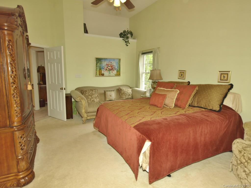 Blue Stone Harbor - Residential Lease