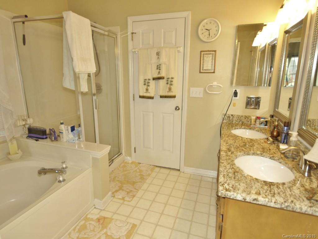 Blue Stone Harbor - Residential Lease