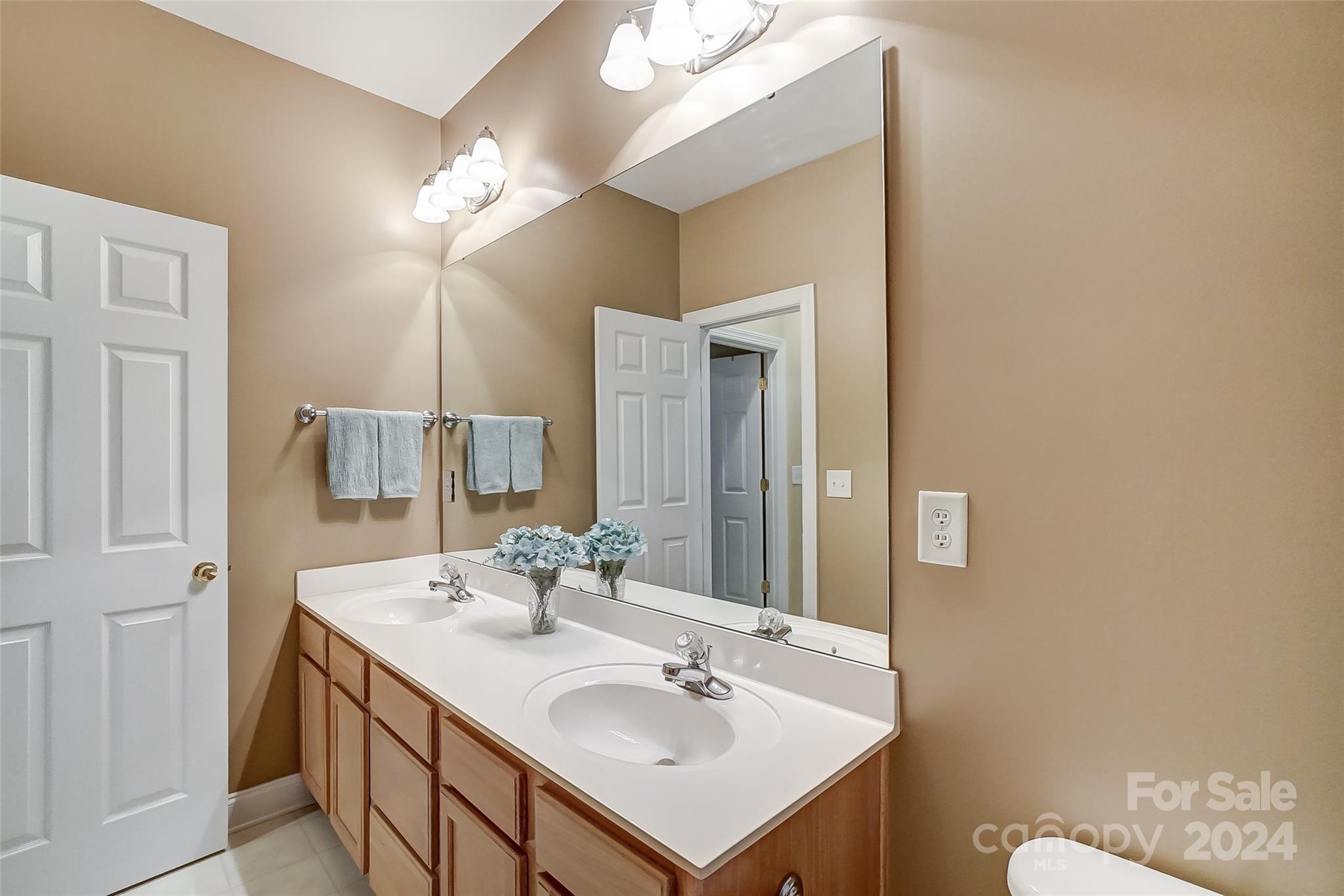 Hunters Run - Residential