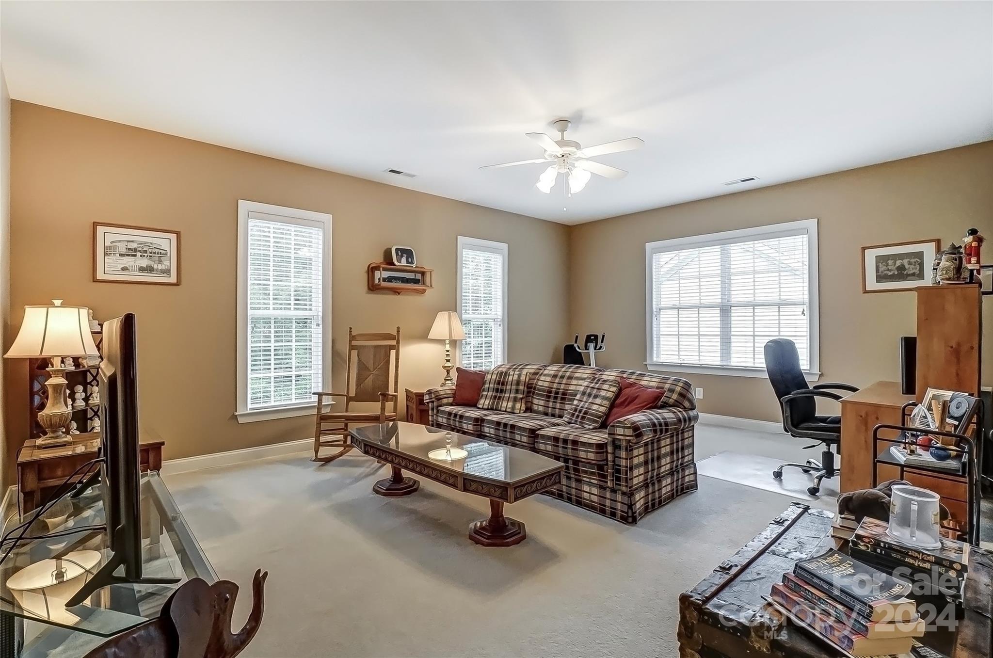 Hunters Run - Residential