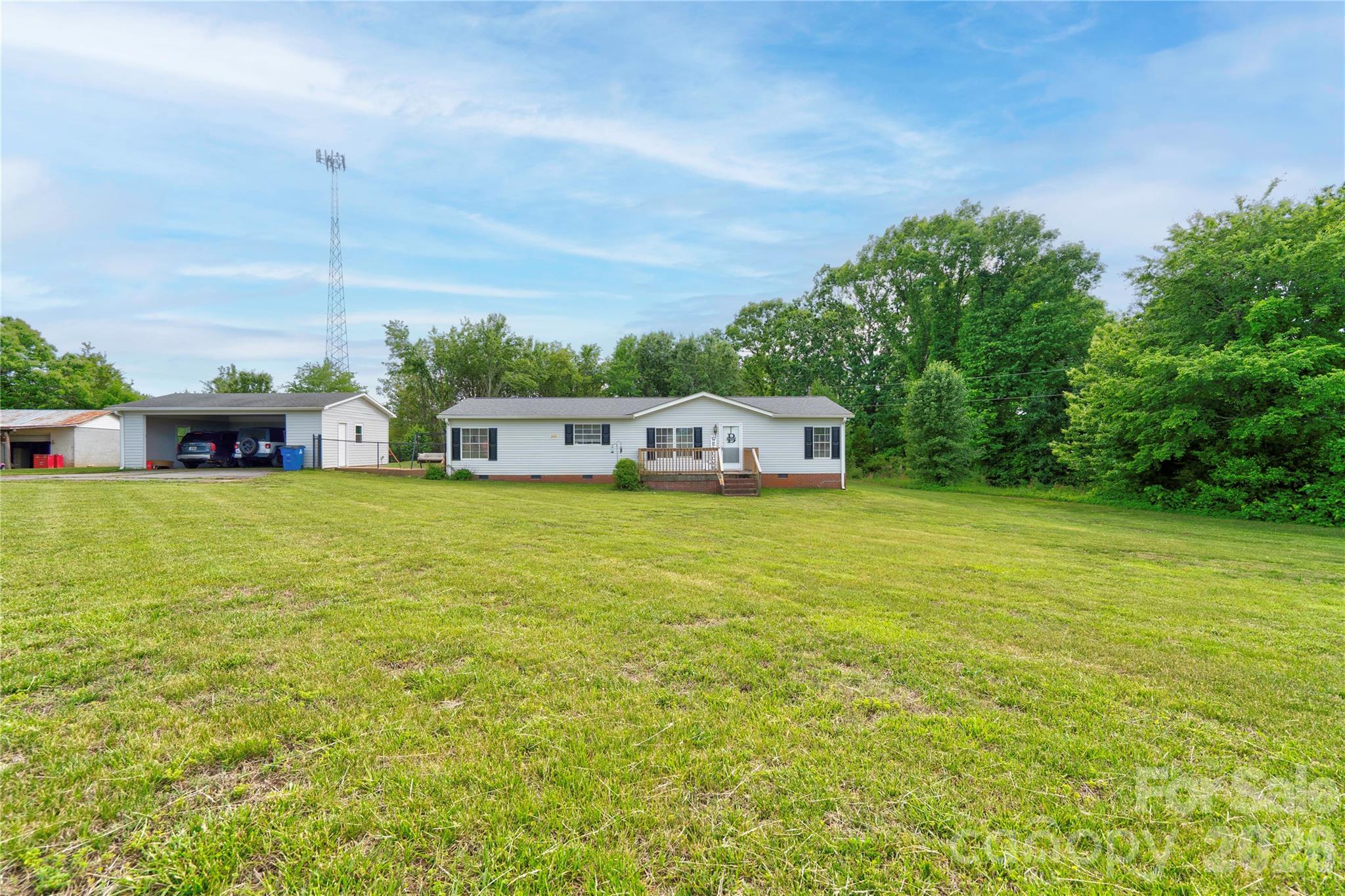 251 Indian Trail