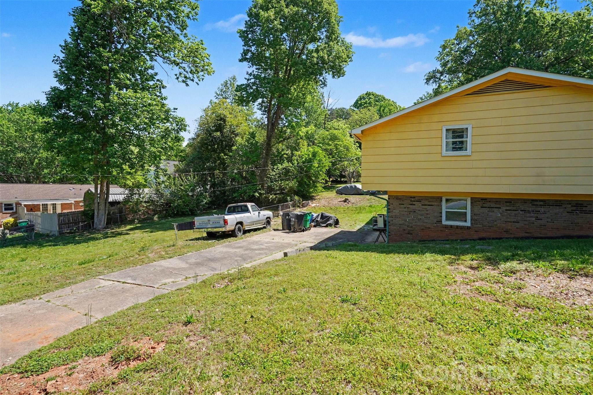 Yorkmont Park - Residential
