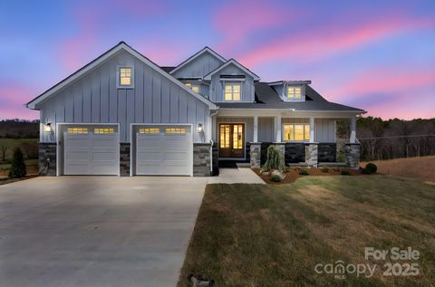 132 Golden Pasture Drive Fletcher NC 28732
