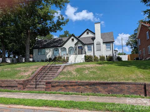 Photo of 276 N 4th Street N, Albemarle, NC 28001 (MLS # 4412277)