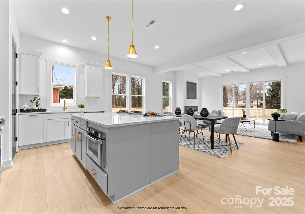 2025 Mandarin Boulevard